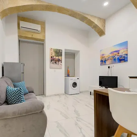 Tritoni Harbour - Валетта