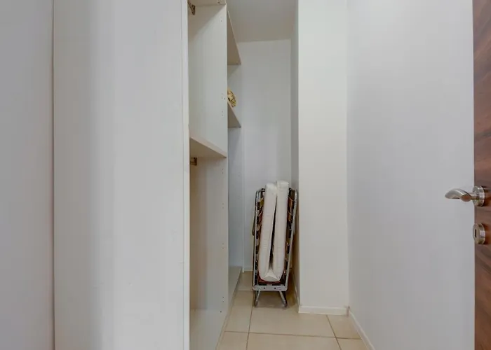 Apartment Tritoni Harbour - *